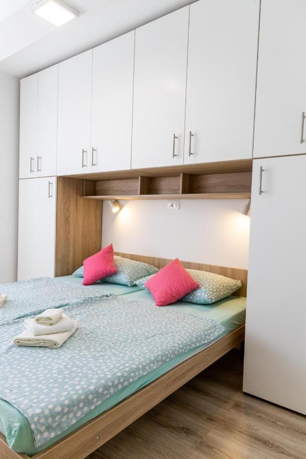 Apartmani Pranjic Porec Exterior photo